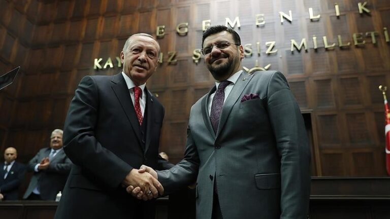 AK Partili Tamer Akkal hastaneye kaldırıldı
