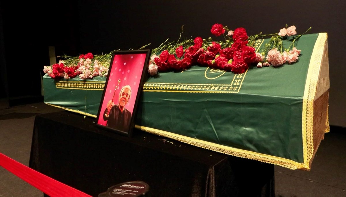 Ali Özgentürk için anma töreni
