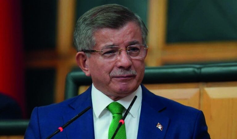 Ankara’da flaş hareketlilik: Ahmet Davutoğlu’na büyük şok