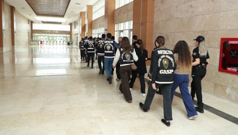 Antalya’da masaj salonlarına operasyon: 42 milyon TL’yi aşan mal varlığına el konuldu