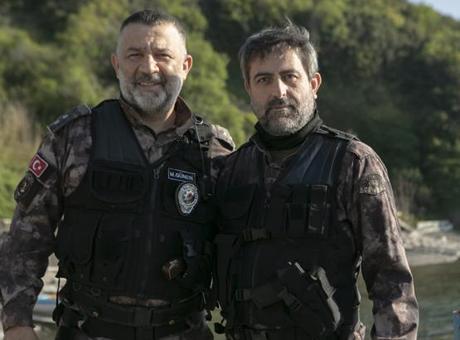Arka Sokaklar’a 11 yıl sonra büyük dönüş! ‘Özledik be devrem’ Arka Sokaklar’a 11 yıl sonra büyük dönüş! ‘Özledik be devrem’
