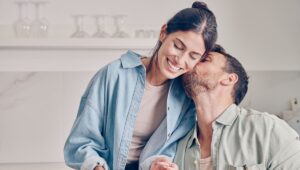 Aşık mısın yoksa yalnız kalmaktan mı korkuyorsun? 5 işaret her şeyi söylüyor