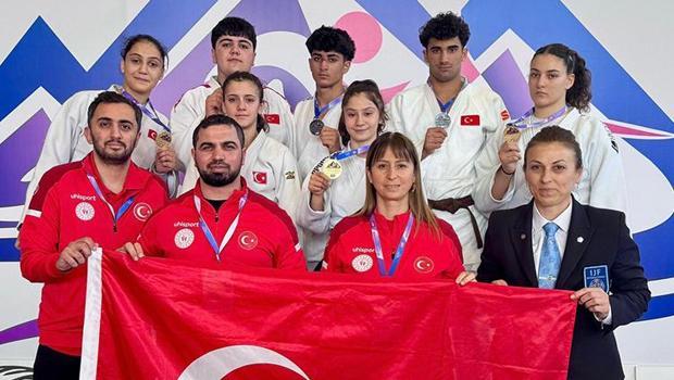 Bakan Bak: ‘Okul sporlarındaki başarılar yarınların habercisidir’