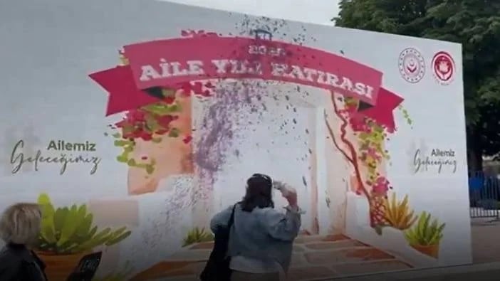 Batı hayranı Feministlere ‘Aile Yılı’ battı!