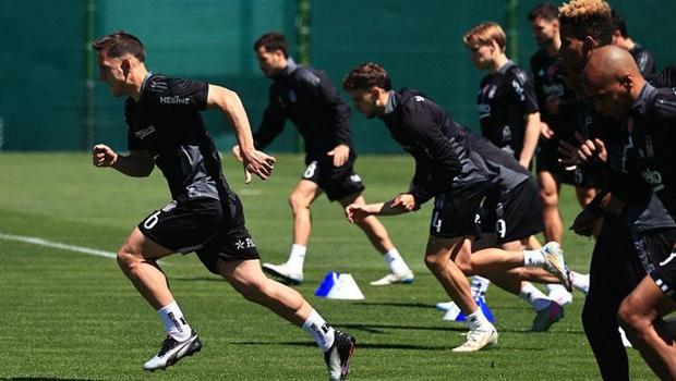Beşiktaş, yarın taraftarlara açık antrenman yapacak