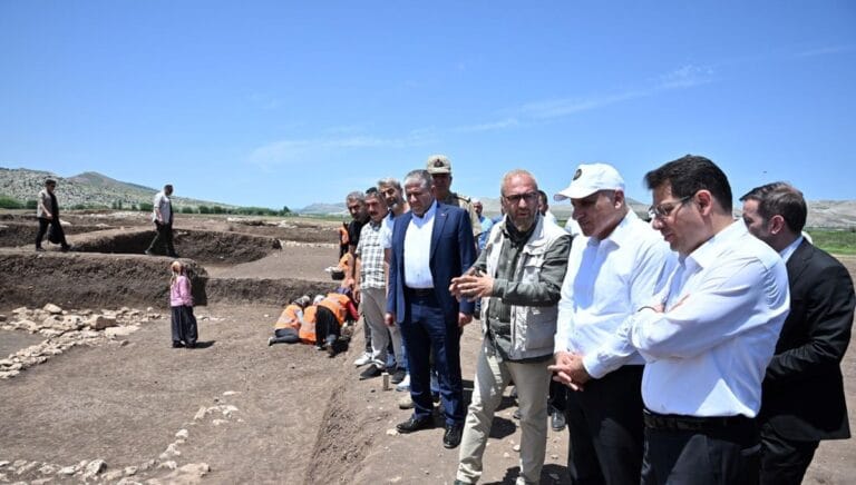 Çayönü kazı alanı, tıpkı Göbeklitepe gibi tüm dünyaya tanıtılacak Çayönü kazı alanı, tıpkı Göbeklitepe gibi tüm dünyaya tanıtılacak