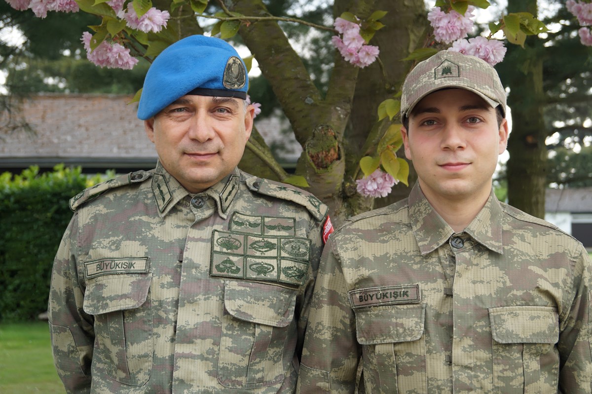 Emekli Tümgeneral Ethem Büyükışık ve oğlu Dorukhan Büyükışık