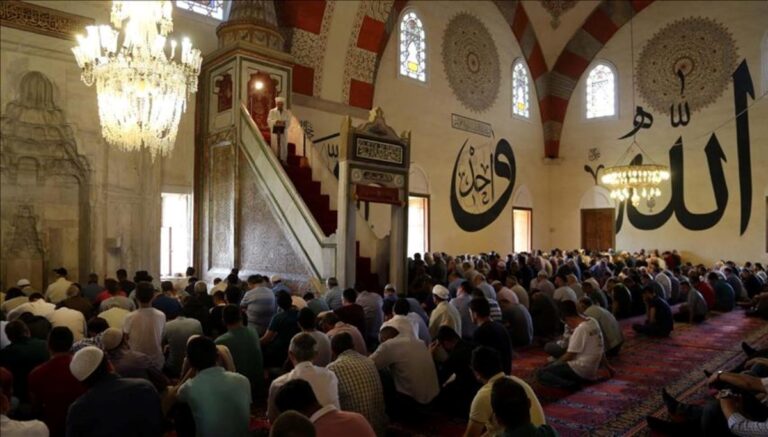 Cuma hutbesi 9 Mayıs 2025: Yaratan’a hürmet, yaratılana merhamet Cuma hutbesi 9 Mayıs 2025: Yaratan’a hürmet, yaratılana merhamet