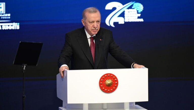 Cumhurbaşkanı Erdoğan: Faizsiz ekonomi özlemimiz var Cumhurbaşkanı Erdoğan: Faizsiz ekonomi özlemimiz var