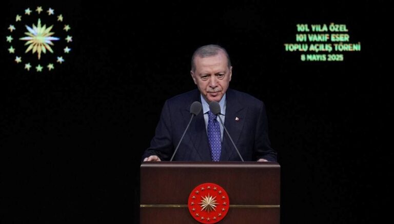 Cumhurbaşkanı Erdoğan: “Vakıflar, gençlerin yuva kurmasına destek olmalı”