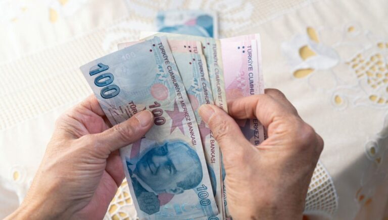 Emekli bayram ikramiyesi ödemeleri 2025: Kurban Bayramı ikramiyesi ne zaman yatacak, bayramdan önce yatar mı? Emekli bayram ikramiyesi ödemeleri 2025: Kurban Bayramı ikramiyesi ne zaman yatacak, bayramdan önce yatar mı?