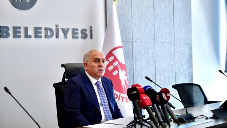 Fatih Belediyesi Sayıştay raporu: Başkan Turan’dan Özel’e yanıt Fatih Belediyesi Sayıştay raporu: Başkan Turan’dan Özel’e yanıt