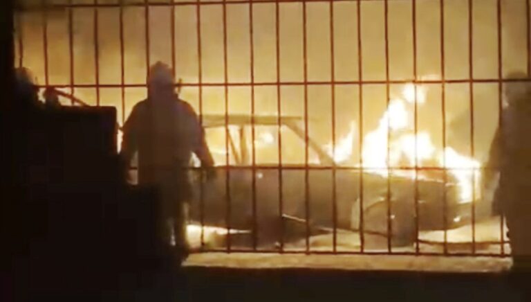 Fatih’te olaylı gece: Önce tehdit sonra kundaklama