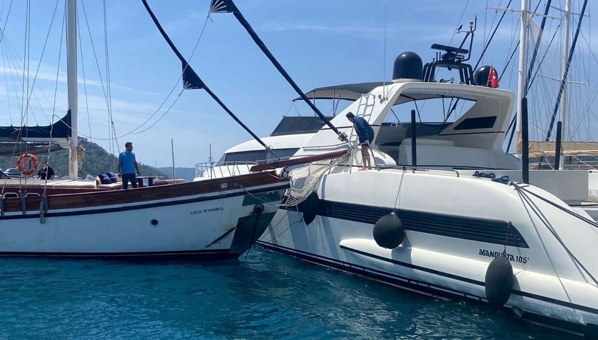 Göcek’te milyonluk kaza: Lüks motoryata çarptı