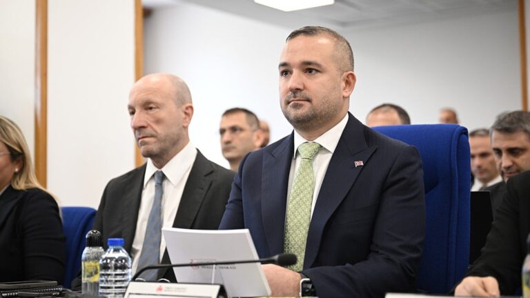 Goldman Sachs TCMB’nin önündeki en büyük engeli açıkladı: Rezerv kaybı abartılıyor! Goldman Sachs TCMB’nin önündeki en büyük engeli açıkladı: Rezerv kaybı abartılıyor!