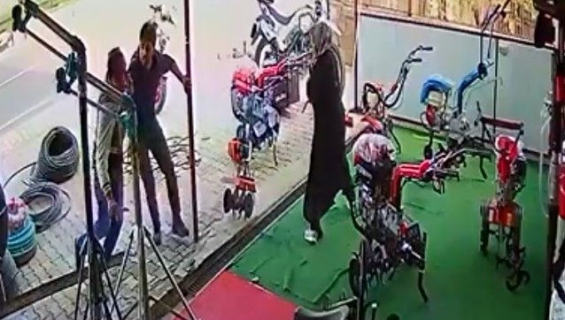 Gümüşhane’de olası kadın cinayetini esnaf engelledi: Canı pahasına araya girdi