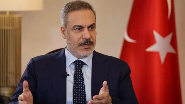 Hakan Fidan’dan gündemi sallayacak çıkış: PKK’nın silah bırakması yetmez, bunu da yapması gerek!