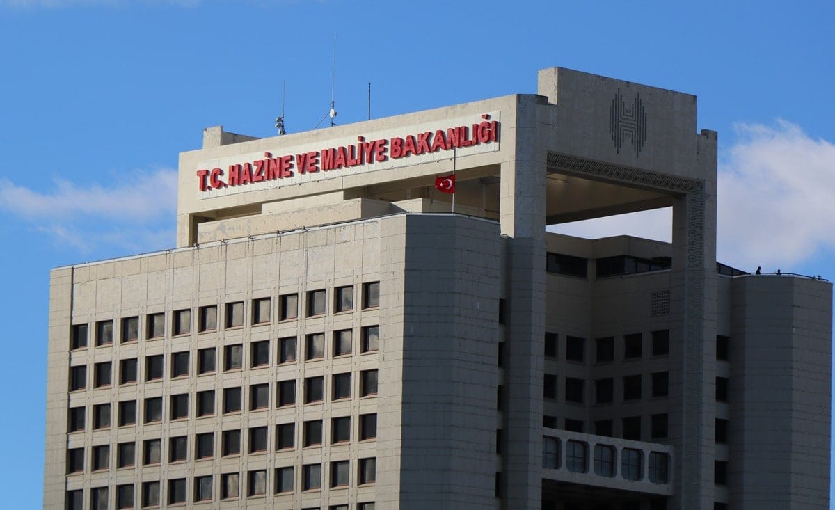 Hazine ve Maliye Bakanlığı’nda bazı üst düzey bürokratlar görevden alındı Hazine ve Maliye Bakanlığı’nda bazı üst düzey bürokratlar görevden alındı