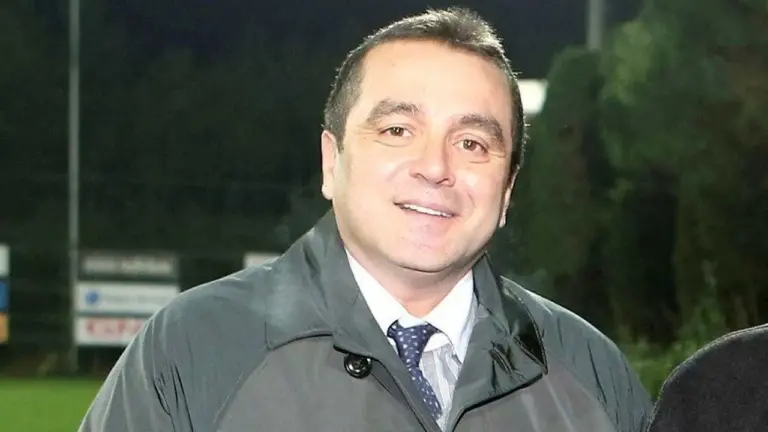 İlhan Ekşioğlu’ndan Ali Koç’a tepki: ‘Geri dönmemek üzere topunuz istifa edin’