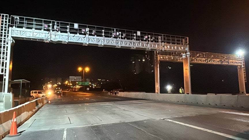İstanbul trafiğinde yeni dönem: Gişesiz geçiş başladı İstanbul trafiğinde yeni dönem: Gişesiz geçiş başladı