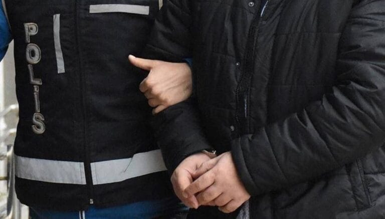 İstanbul’da terör soruşturması: 7 tutuklama İstanbul’da terör soruşturması: 7 tutuklama