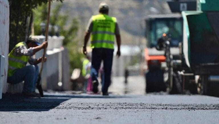 Kamu işçilerine ek ödeme tarihleri belli oldu Kamu işçilerine ek ödeme tarihleri belli oldu
