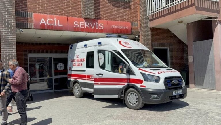 Kenenin ısırdığı Metehan bebekten acı haber Kenenin ısırdığı Metehan bebekten acı haber