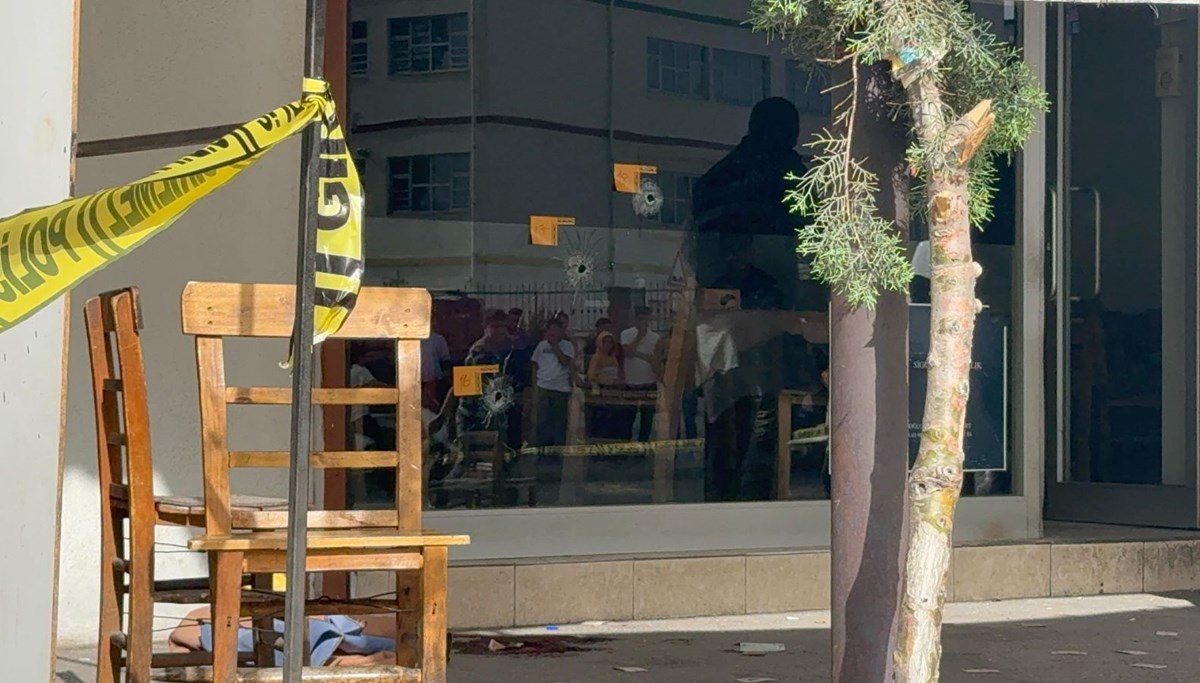 Kıraathanenin önünde oturan gence kurşun yağmuru