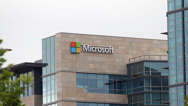 Microsoft’tan Çin yapay zekası DeepSeek’e yasak