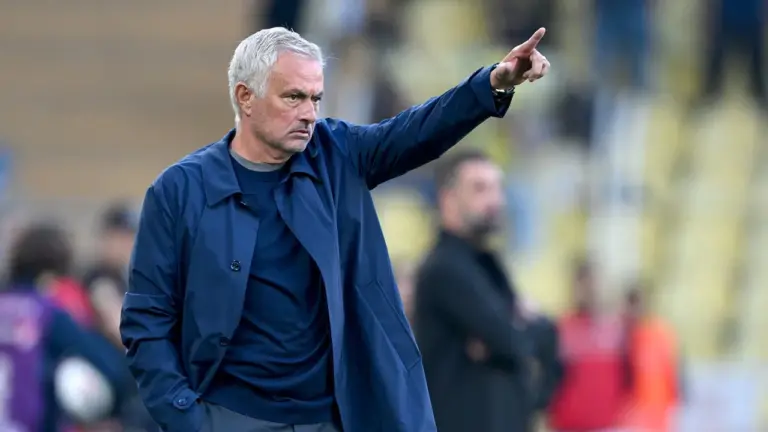 Mourinho’dan maç sonu flaş açıklama: ‘Ben de gelmezdim’ Mourinho’dan maç sonu flaş açıklama: ‘Ben de gelmezdim’