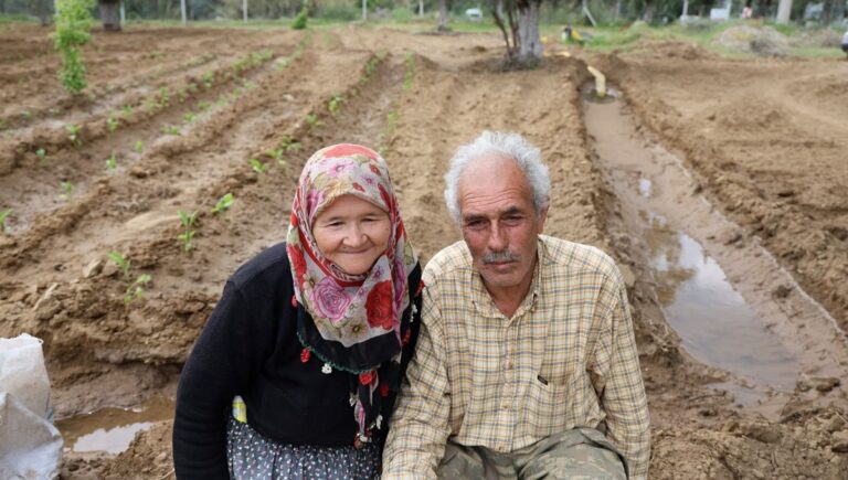 Mutluluğu toprakta buldular: “Akşama kadar çalıştığım zaman stres kalmıyor”