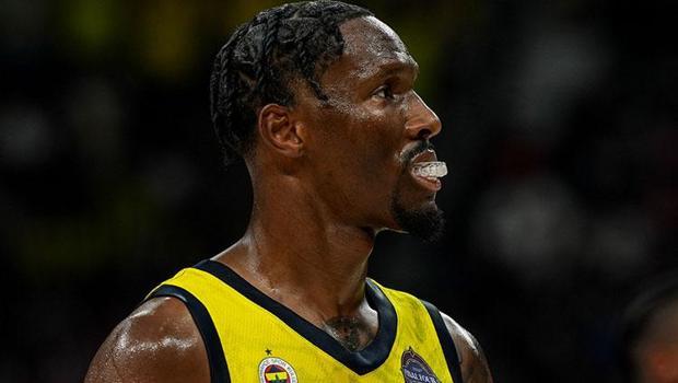 Nigel Hayes-Davis’ten Jasikevicius sözleri: ‘Çok değişik bir sevgi dili var!’ Nigel Hayes-Davis’ten Jasikevicius sözleri: ‘Çok değişik bir sevgi dili var!’