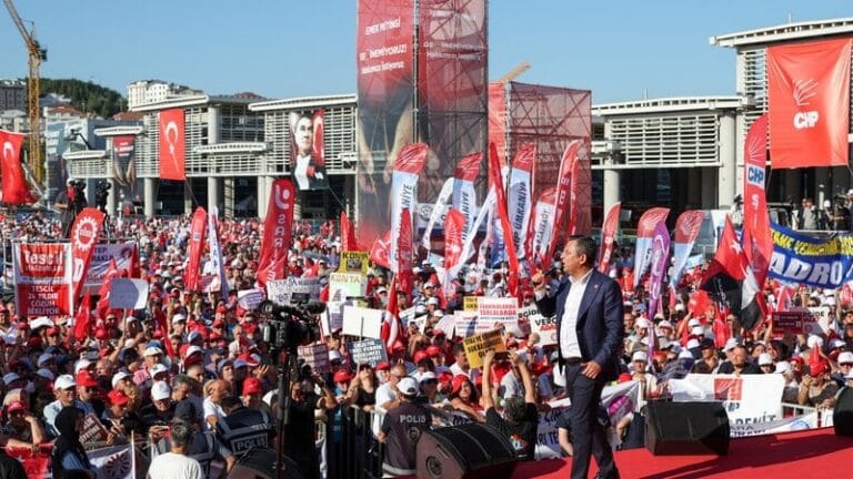 Özgür Özel 2 milyon demişti! Gerçek rakam ortaya çıktı Özgür Özel 2 milyon demişti! Gerçek rakam ortaya çıktı