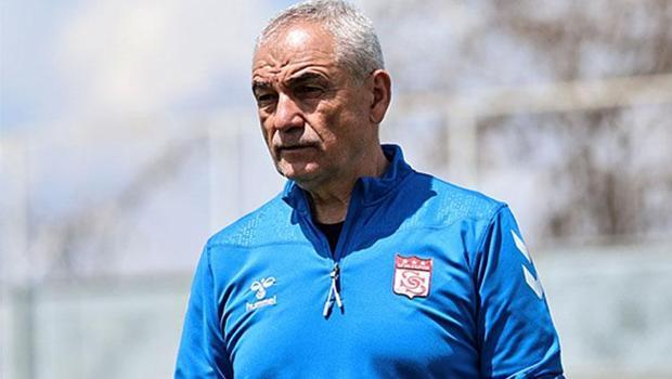 Rıza Çalımbay’dan taraftara çağrı: ‘Tüm maçlar final niteliğinde’