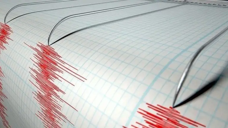 Son dakika deprem… AFAD duyurdu: Akdeniz sallandı! Muğla, Marmaris’te korkutan deprem!