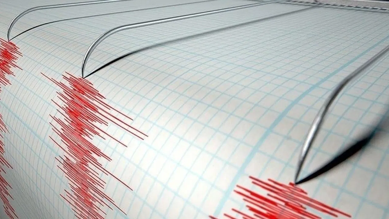 Son dakika deprem… AFAD duyurdu: Akdeniz sallandı! Muğla, Marmaris’te korkutan deprem!