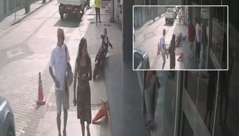Tehlikeli oyun: 3 yaşındaki çocuk motosikletten düştü Tehlikeli oyun: 3 yaşındaki çocuk motosikletten düştü