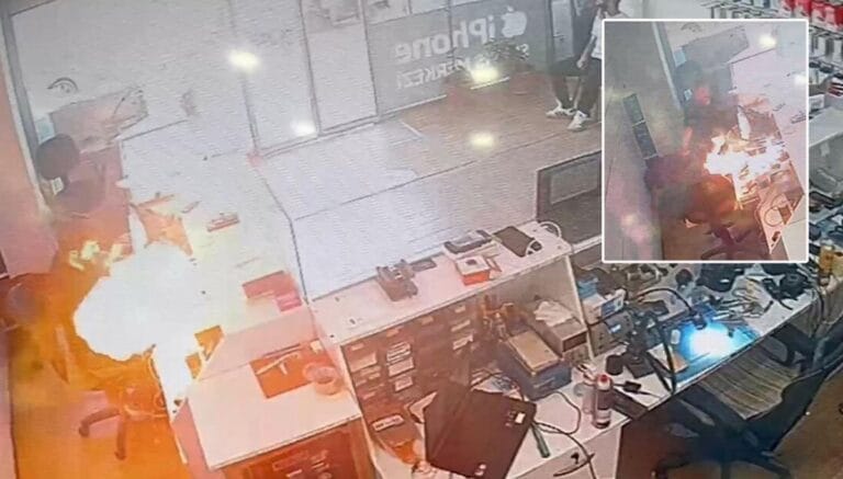 Telefon bataryası tamir sırasında patladı Telefon bataryası tamir sırasında patladı