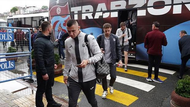 Trabzonspor Galatasaray ile oynayacağı final maçı öncesi Gaziantep’e gitti