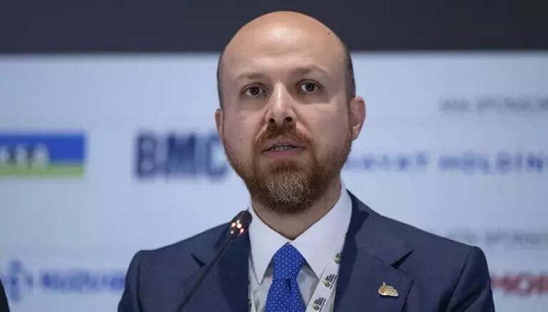 Türk halkını uyaran Bilal Erdoğan’dan çarpıcı sözler: Türkiye için şart! Türk halkını uyaran Bilal Erdoğan’dan çarpıcı sözler: Türkiye için şart!