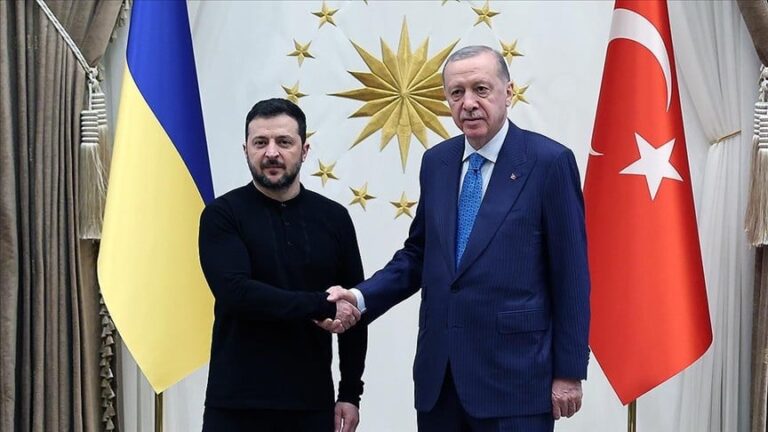 Zelenskiy rotayı Ankara’ya çevirdi!