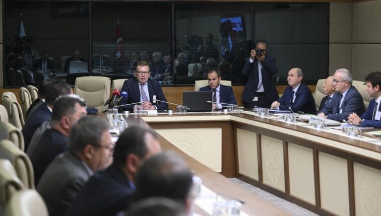 Zirai Don Araştırma Komisyonu toplandı: “21 milyar liralık hasar var” Zirai Don Araştırma Komisyonu toplandı: “21 milyar liralık hasar var”