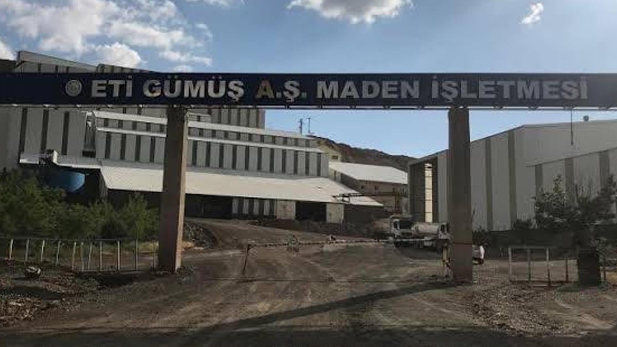 8 aydır maaş alamayan Eti Gümüş işçileri bu bayrama da maaşsız girdi! 8 aydır maaş alamayan Eti Gümüş işçileri bu bayrama da maaşsız girdi!