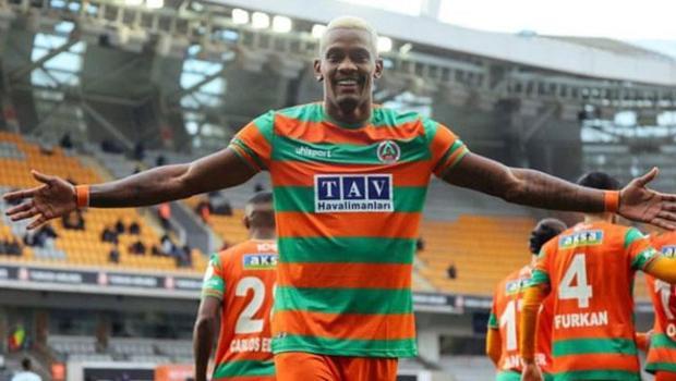 Alanyaspor’un en golcü ismi Cordova oldu Alanyaspor’un en golcü ismi Cordova oldu