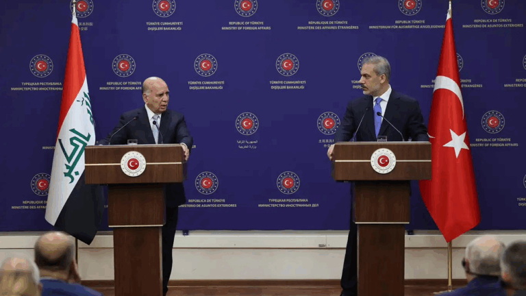 Bakan Fidan, Iraklı mevkidaşı Hüseyin ile görüştü! Bakan Fidan, Iraklı mevkidaşı Hüseyin ile görüştü!