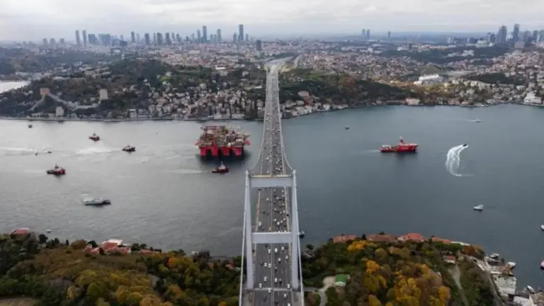Bakan Uraloğlu tarih verdi: Boğaz geçiş ücretlerine zam geliyor Bakan Uraloğlu tarih verdi: Boğaz geçiş ücretlerine zam geliyor