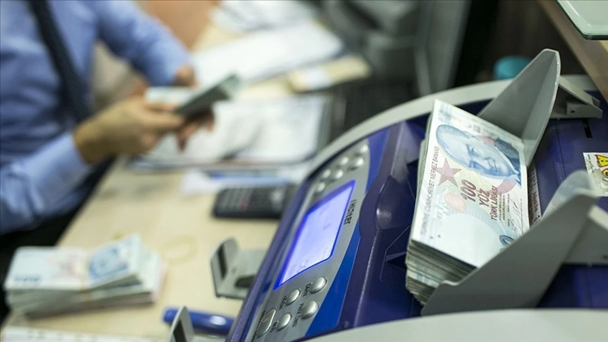 Bankalar 12 milyarlık borç sattı Bankalar 12 milyarlık borç sattı