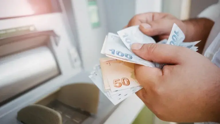 Bankalar faizsiz kredi dönemini başlattı: Yeni limit 50 bin lira Bankalar faizsiz kredi dönemini başlattı: Yeni limit 50 bin lira