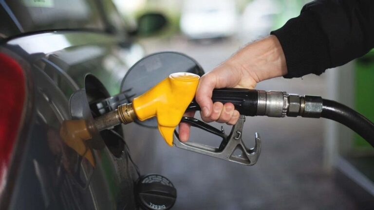 Benzin ve motorine zam geliyor! Benzin ve motorine zam geliyor!