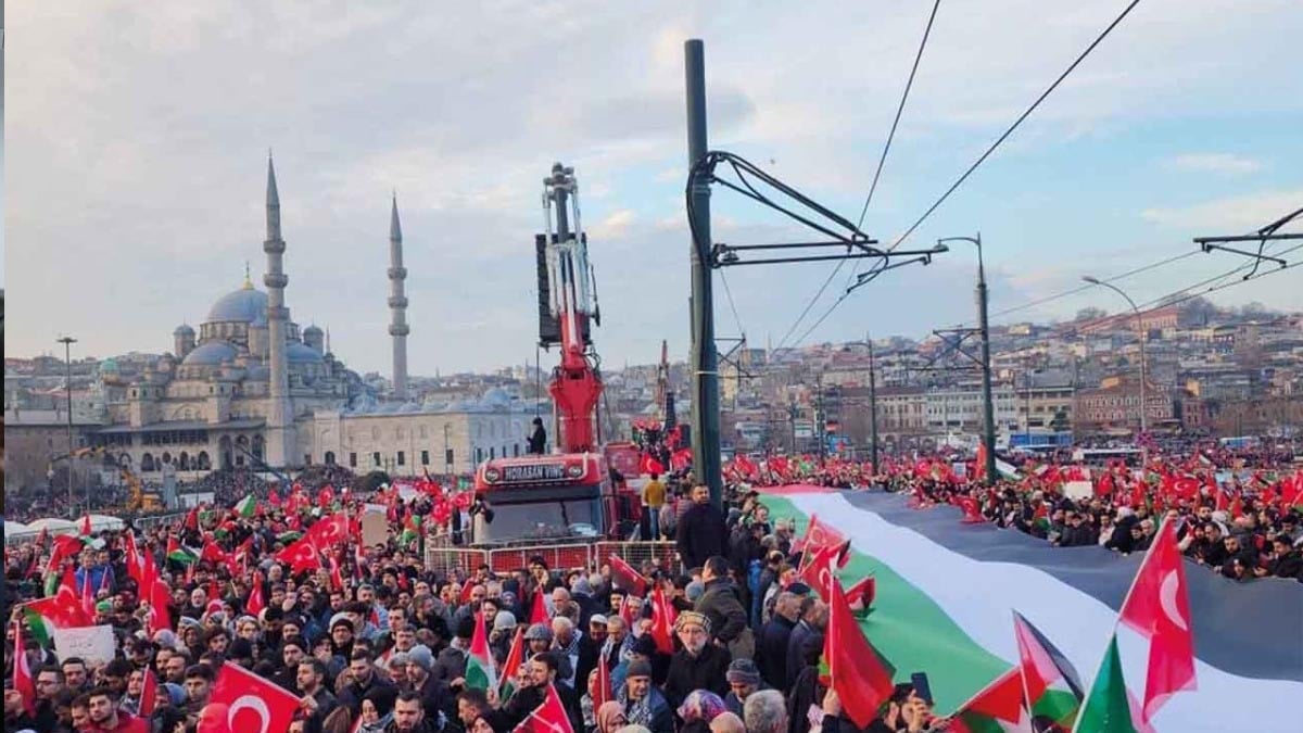 CHP Elazığ, İsrail’in saldırılarını protesto edecek CHP Elazığ, İsrail’in saldırılarını protesto edecek